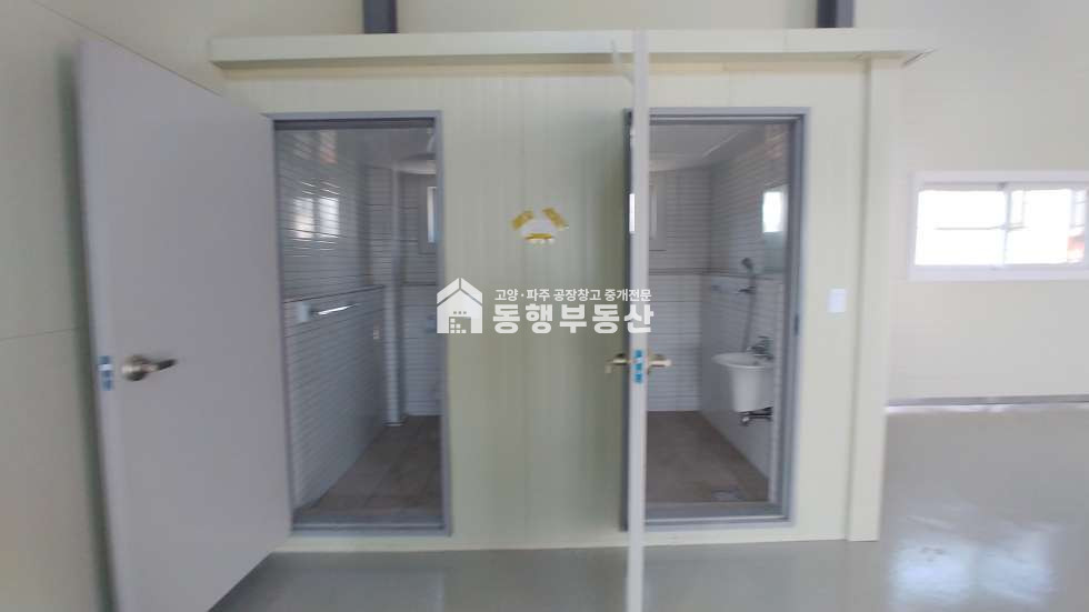 경기 파주시 월롱면 덕은리 5톤차 진출입, 서울문산고속도로 월롱ic, 제2외곽 수혜지역, 오수직관연결, 넓은 단독마당, 소형 신축 1종근생 90평매매 매매 매물번호 10322 사진 6