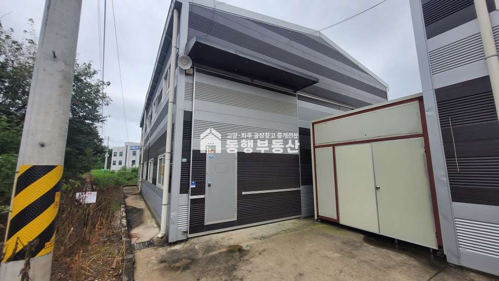 경기 파주시 상지석동 #창고106평임대 #서울문산고속도로 #설문ic #3분거리 #식품제조가능 월세 매물번호 10475 사진 4
