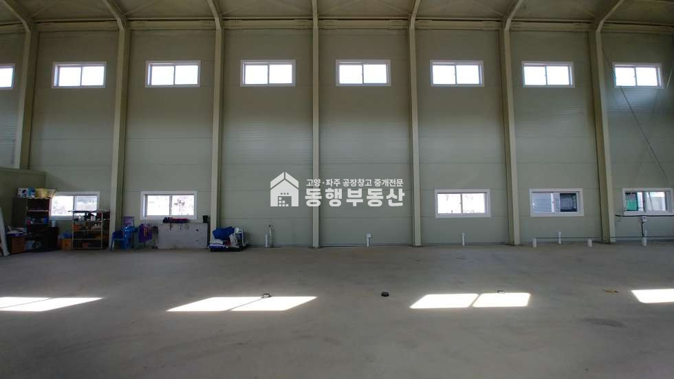 경기 파주시 월롱면 영태리 #40피트 #서울문산고속도로 #금촌ic #10분거리 #공장 #평임대 매매 매물번호 10829 사진 2