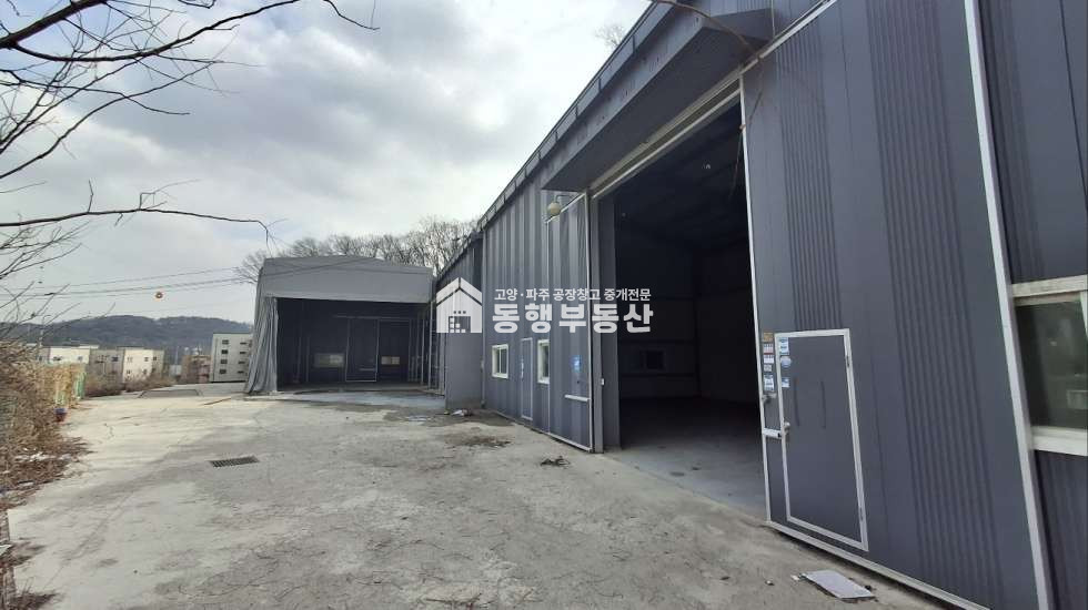 경기 고양일산동구 성석동 #180평 #60평 3동# 서울~문산고속도로 설문ic 인근, 접근성 좋은 1종근생 물류창고 180평 임대 월세 매물번호 10172 사진 1