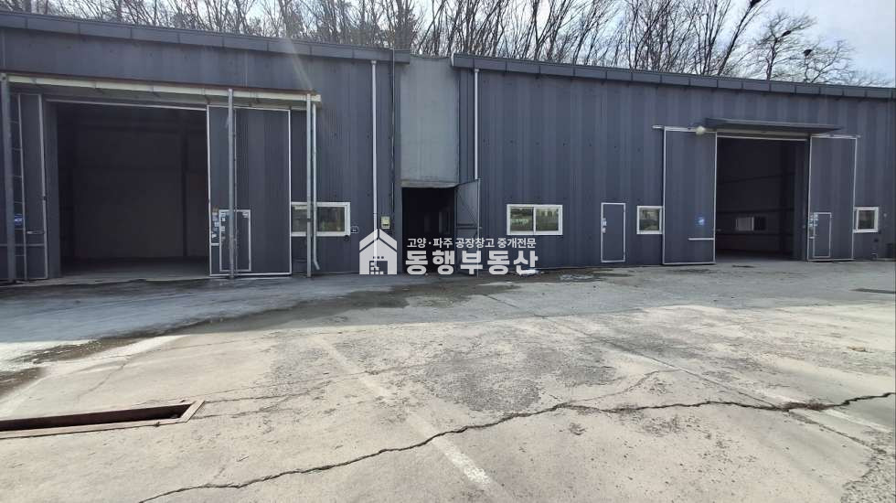 경기 고양일산동구 성석동 #180평 #60평 3동# 서울~문산고속도로 설문ic 인근, 접근성 좋은 1종근생 물류창고 180평 임대 월세 매물번호 10172 사진 2