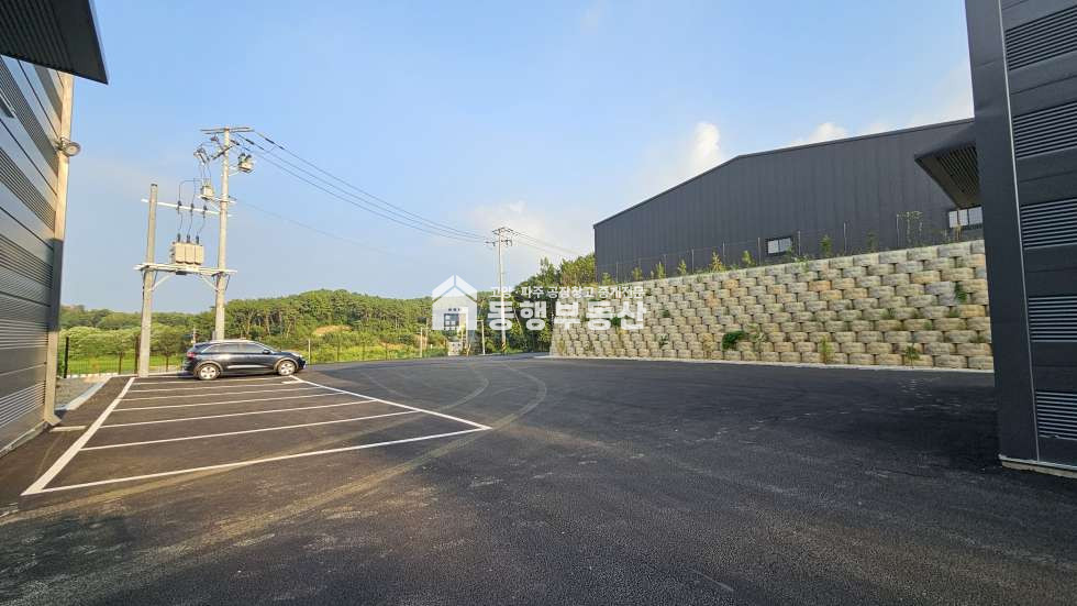 경기 파주시 파주읍 봉암리 #월롱ic #제2외곽호재 #전기400kw #기숙사 #사무동별동 #대형공장 540평매매 매매 매물번호 10405 사진 13