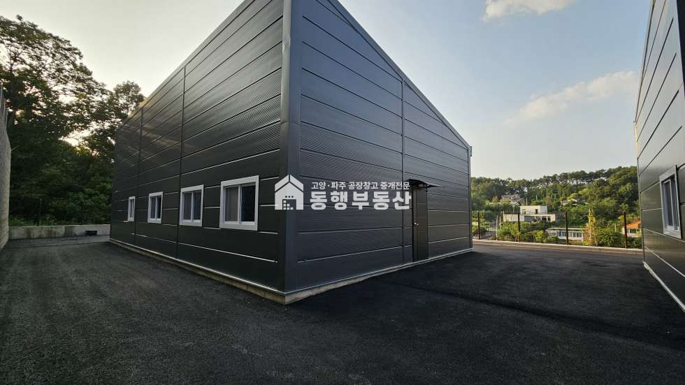 경기 파주시 파주읍 봉암리 #월롱ic #제2외곽호재 #전기400kw #기숙사 #사무동별동 #대형공장 540평매매 매매 매물번호 10405 사진 28