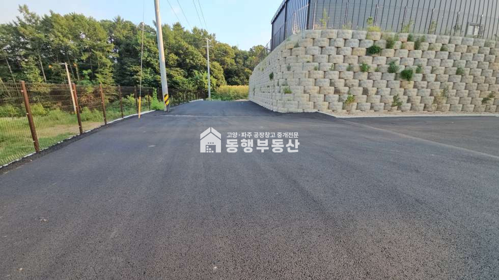 경기 파주시 파주읍 봉암리 #월롱ic #제2외곽호재 #전기400kw #기숙사 #사무동별동 #대형공장 540평매매 매매 매물번호 10405 사진 30