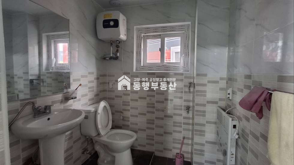 경기 고양일산동구 지영동 #120평 #층고 8.4m #40피트진출입가능 #공동마당 #사리현IC10분거리 월세 매물번호 11084 사진 5
