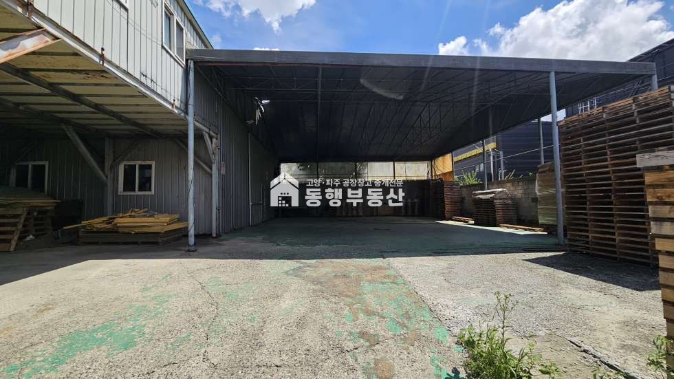 경기 파주시 파주읍 백석리 #서울문산고속도로 #월롱ic #민원X #오수직관 #식품가능 #공장 #124평매매 매매 매물번호 10836 사진 4