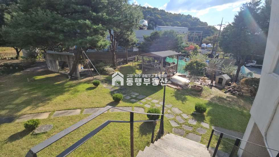 경기 파주시 광탄면 신산리 #넓은마당 #조경 #전원주택 #부지377평 #주택65평매매 매매 매물번호 11194 사진 31