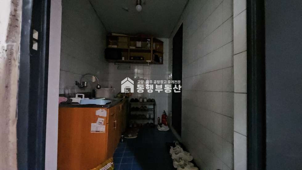 경기 파주시 광탄면 신산리 #넓은마당 #조경 #전원주택 #부지377평 #주택65평매매 매매 매물번호 11194 사진 36