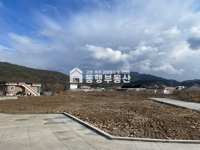경기 파주시 적성면 구읍리 #4차선 #감악산로인근 #양주10분거리 #토목완료 #주택부지 #부지별분양 #통매 #급매 #1841평매매 매매 매물번호 11222 사진 8
