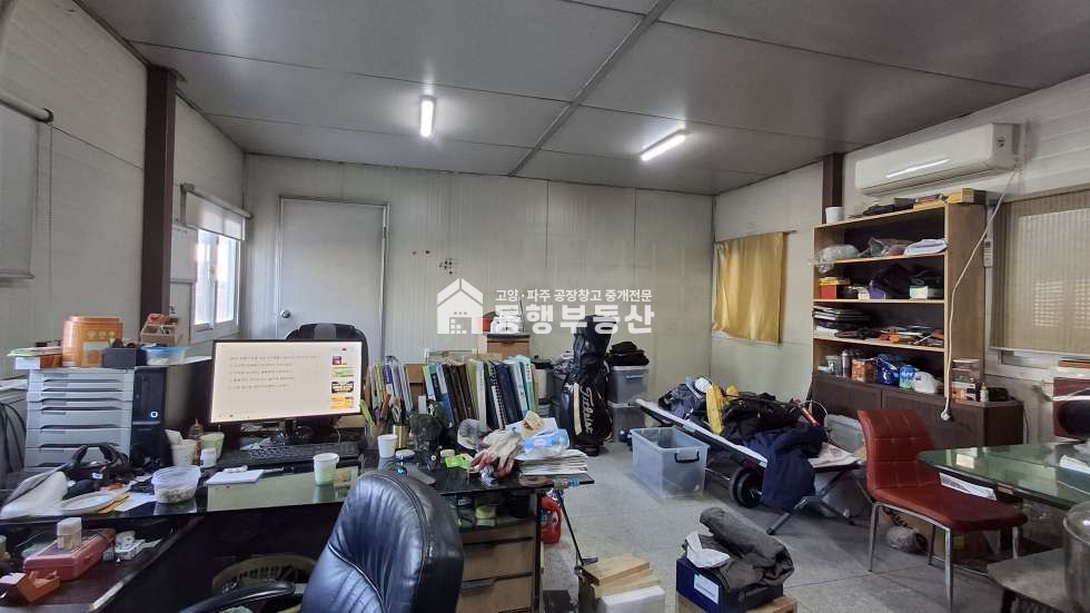 경기 파주시 광탄면 마장리 #195평 공장 #현 가구공장 #가설 84평 #민원없음 #대형차진입가능 #전기 99KW 월세 매물번호 11322 사진 5