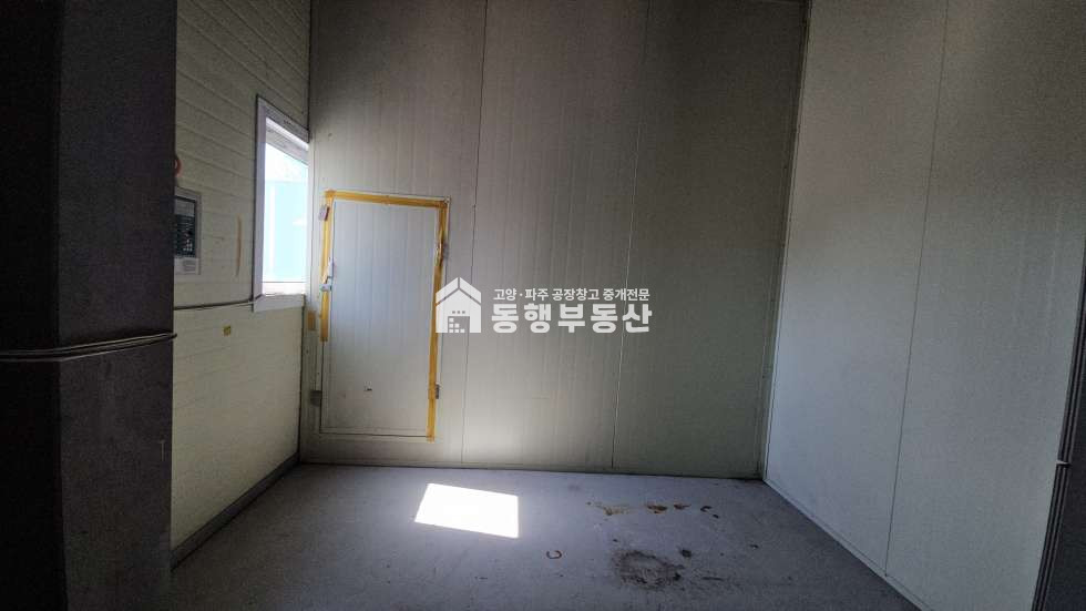 경기 파주시 법원읍 가야리 #법원ic #전기50kw #화물EV #5톤차진출입 #부지822평 #공장 #531평매매 매매 매물번호 11341 사진 20