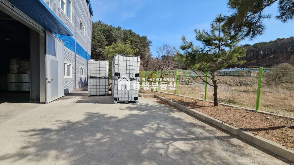 경기 파주시 법원읍 가야리 #법원ic #전기50kw #화물EV #5톤차진출입 #부지822평 #공장 #531평매매 매매 매물번호 11341 사진 34