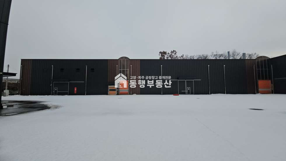 경기 파주시 조리읍 능안리 #서울문산고속도로 #광고효과 #북고양설문ic #금촌ic #초고압시설 #공장부지 #1996평 #공장건물 #1196평매매 매매 매물번호 10930 사진 2