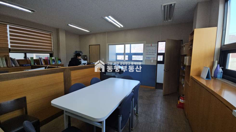 경기 파주시 조리읍 장곡리 #계획관리 #산업존 #40피트 #오수직관연결가능 #식품가능 #가설천막시설 #고전력 #LPG가스 #대형공장 #부지1050평 #건물407평매매 매매 매물번호 10976 사진 9